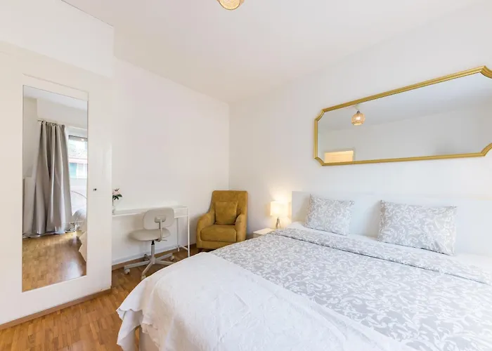 Swiss Flat * Lausanne