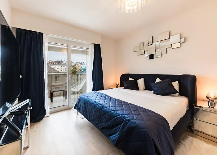 Swiss Flat * Lozanna