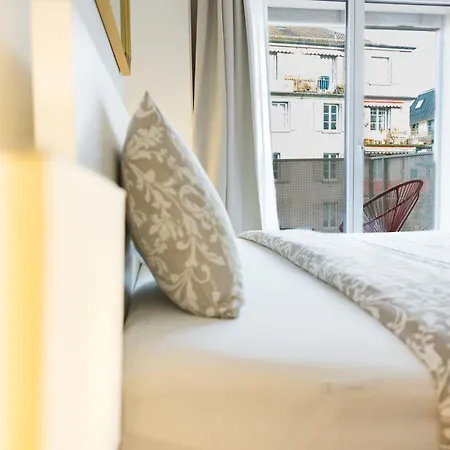 Swiss Flat * Lausana