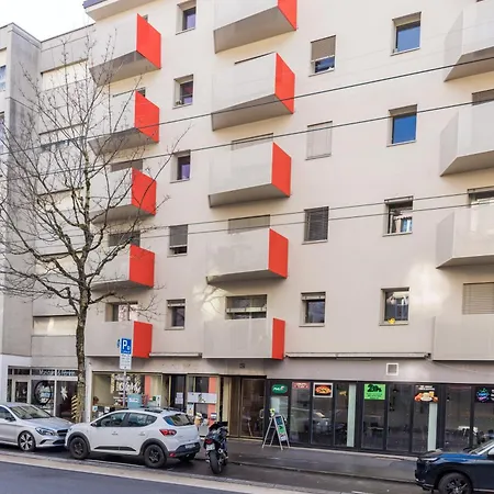Swiss Flat